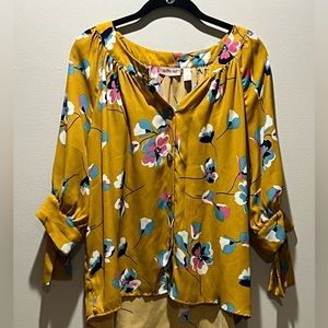 Willow & Root mustard color flower print top